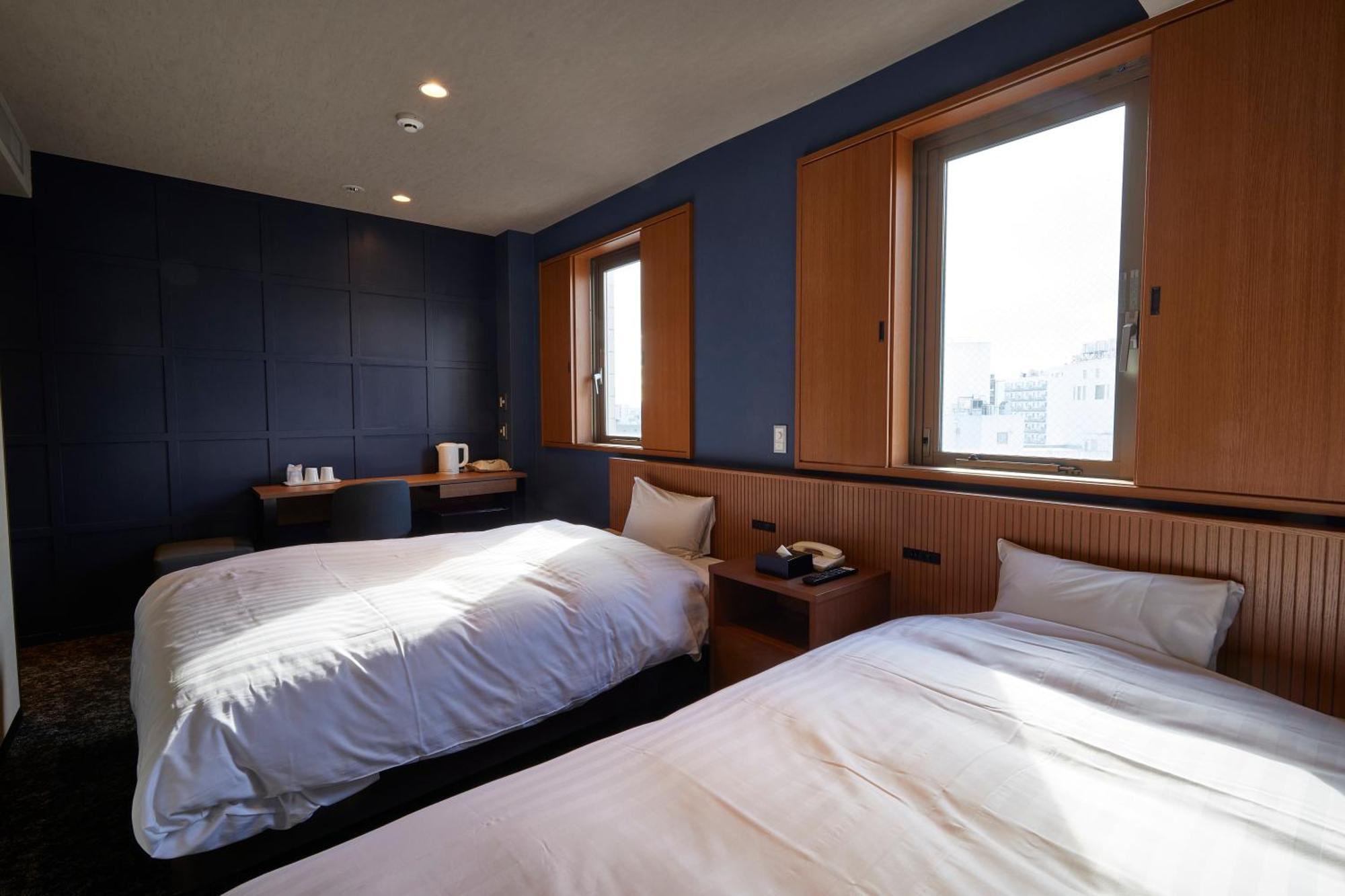 3S Hotel Ацуги Екстериор снимка